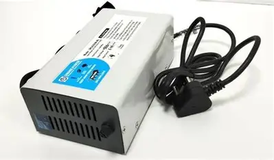 54.6V 3A EV Charger for E-Bikes & E-Scooters – Compatible with NMC/LFP Batteries